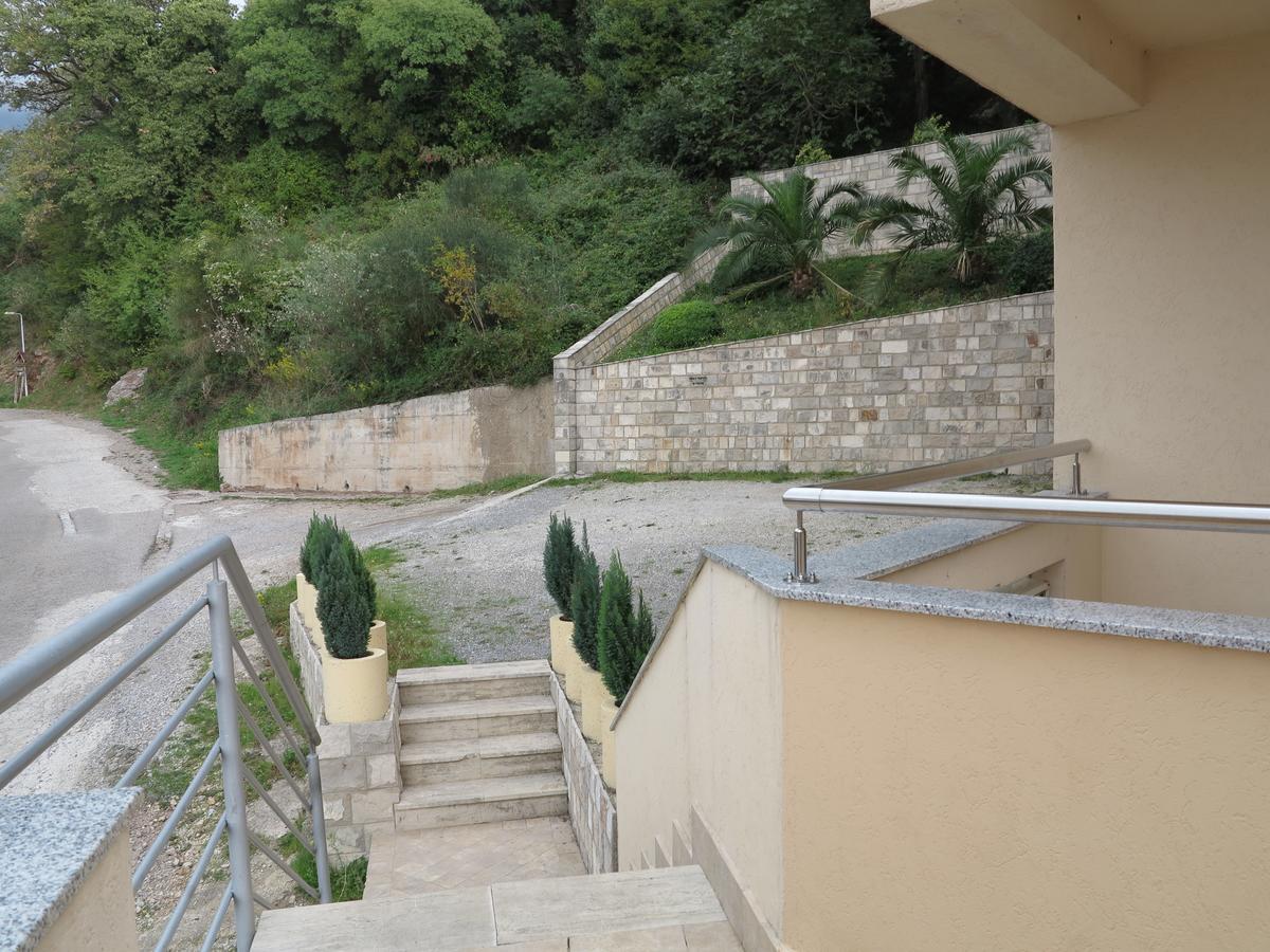 Apartment Sunrise Sveti Stefan Exterior foto